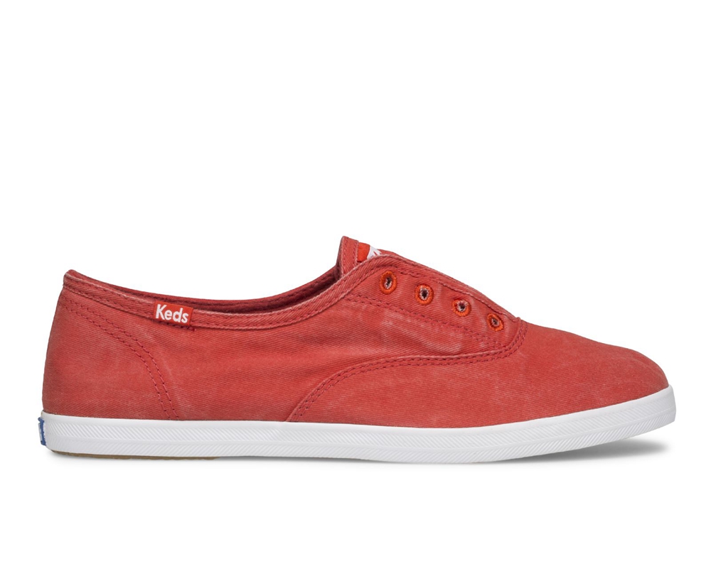 Keds Slip Ons Red - Chillax Seasonal - Womens EXLBCM-146